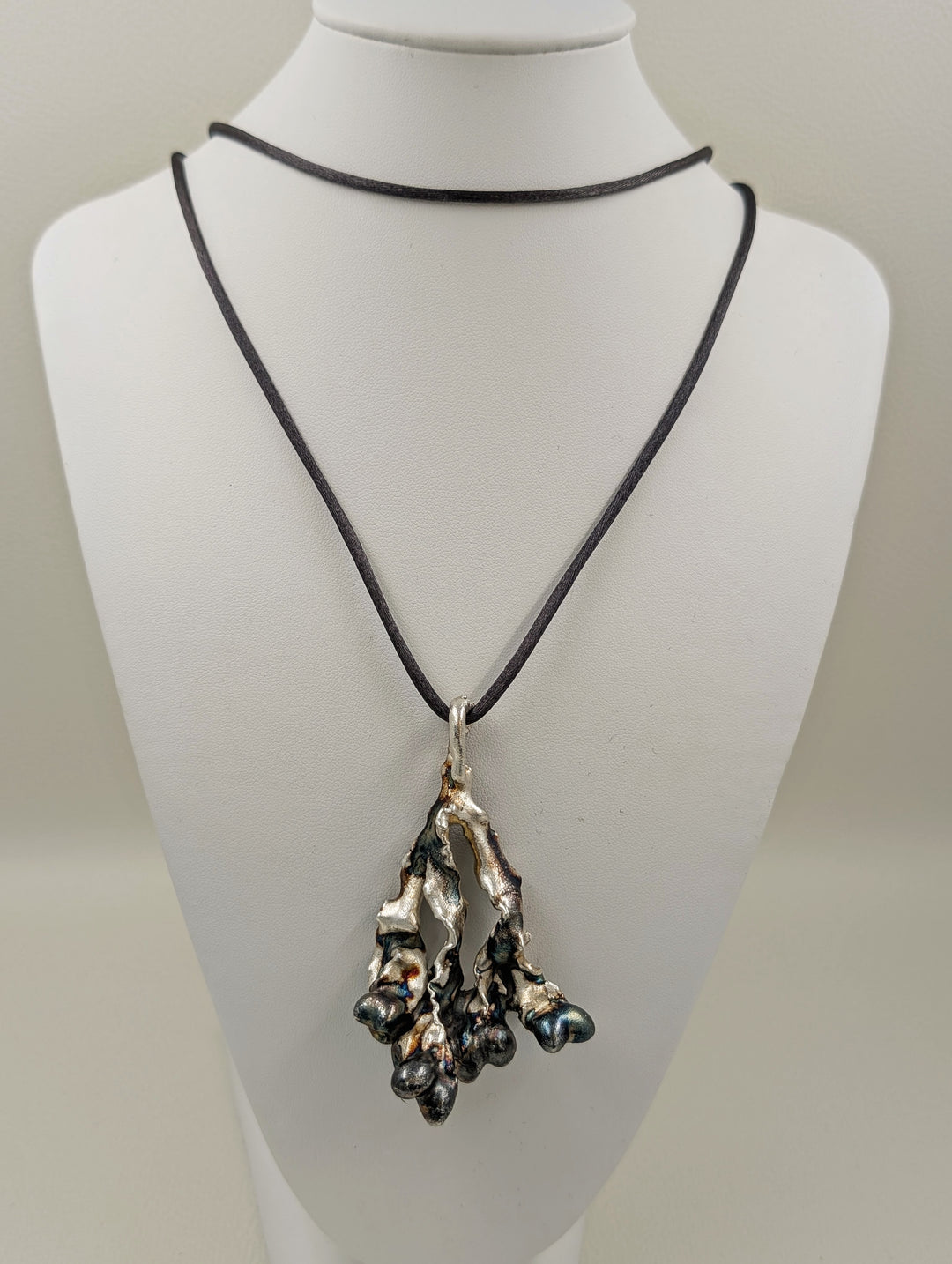 Alga Necklace