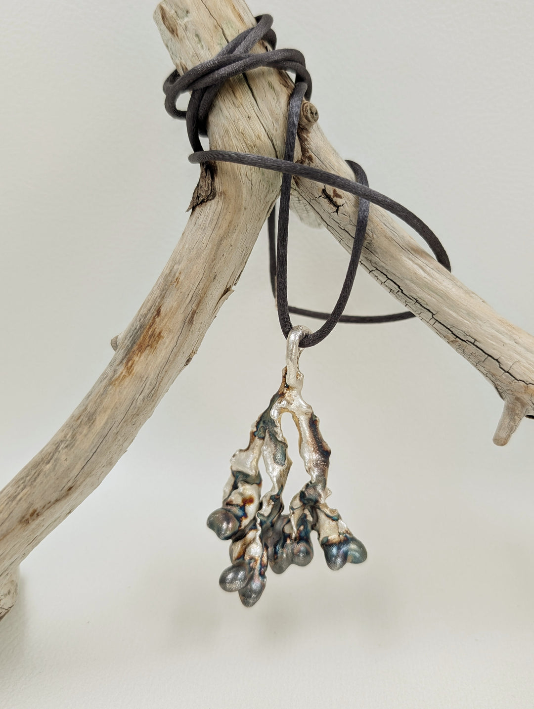 Alga Necklace