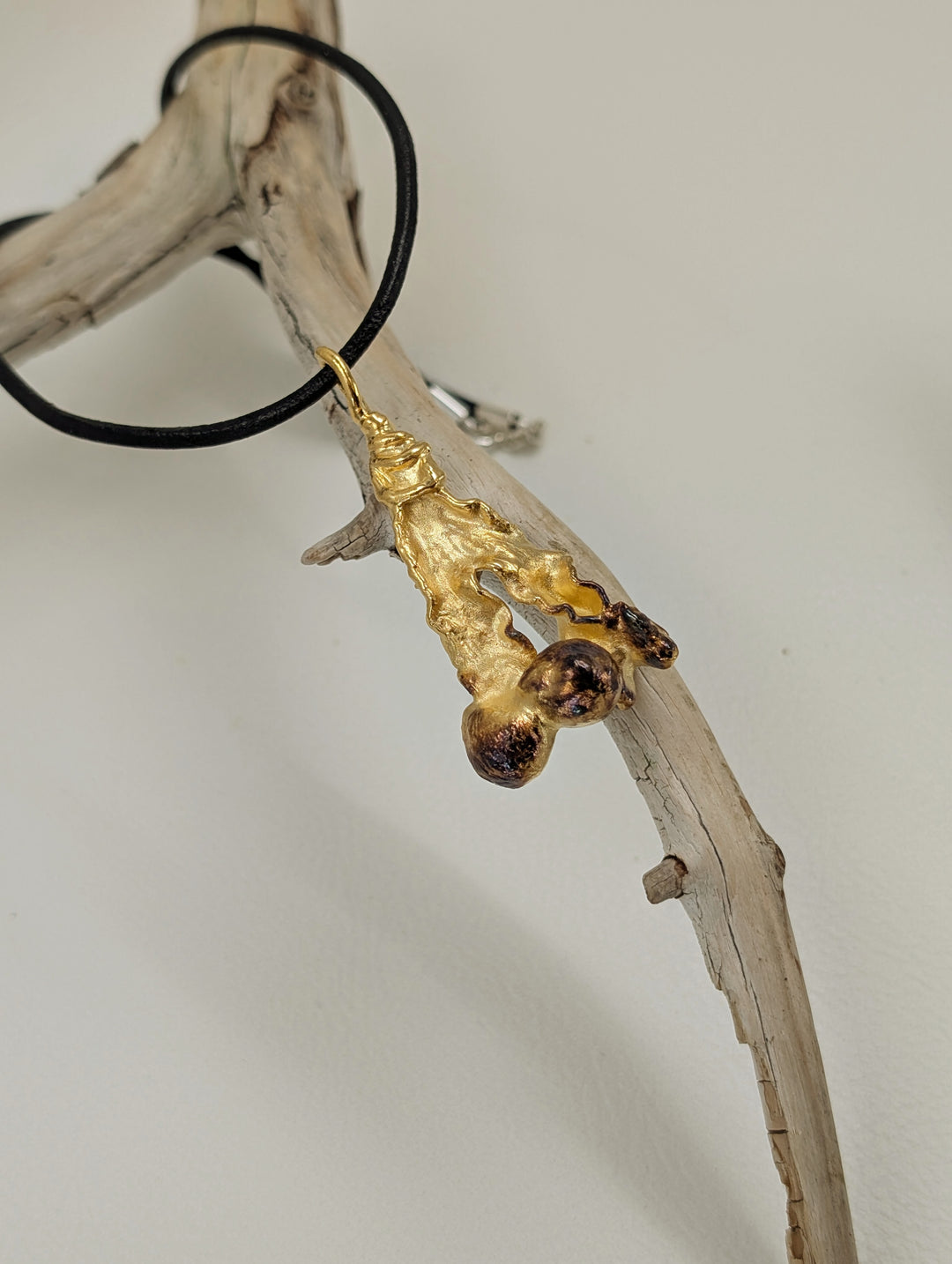 Alga Necklace