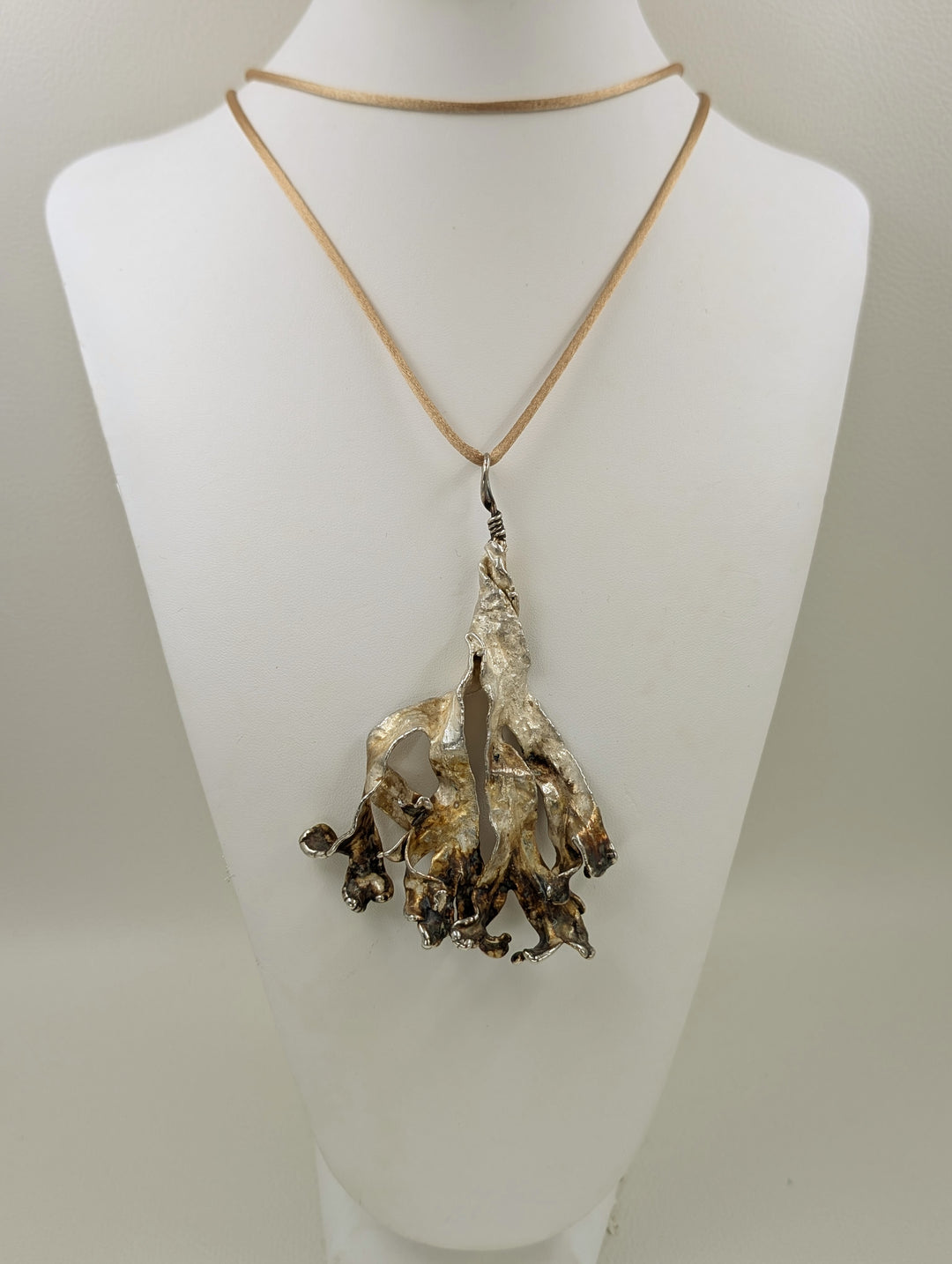 Alga Necklace