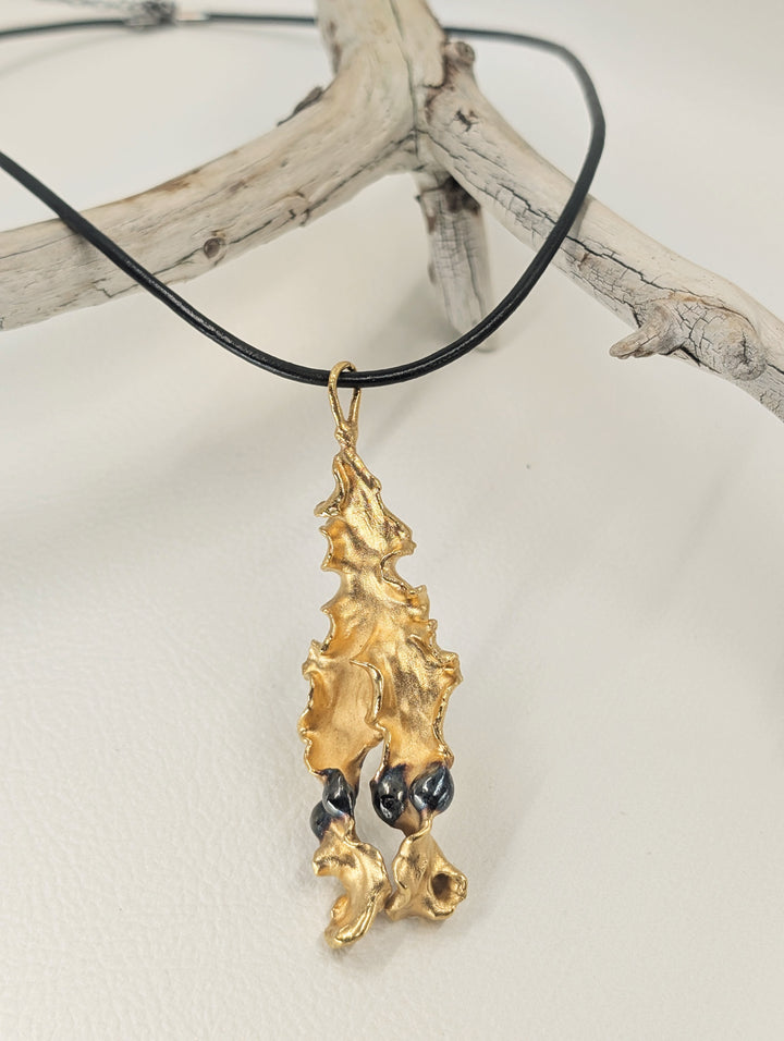 Alga Necklace