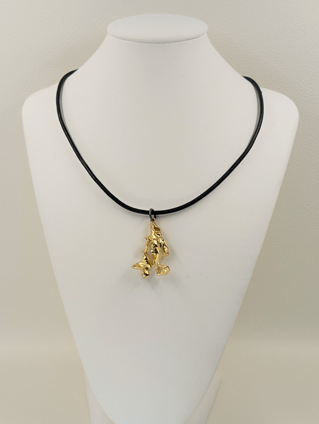 Algae Necklace