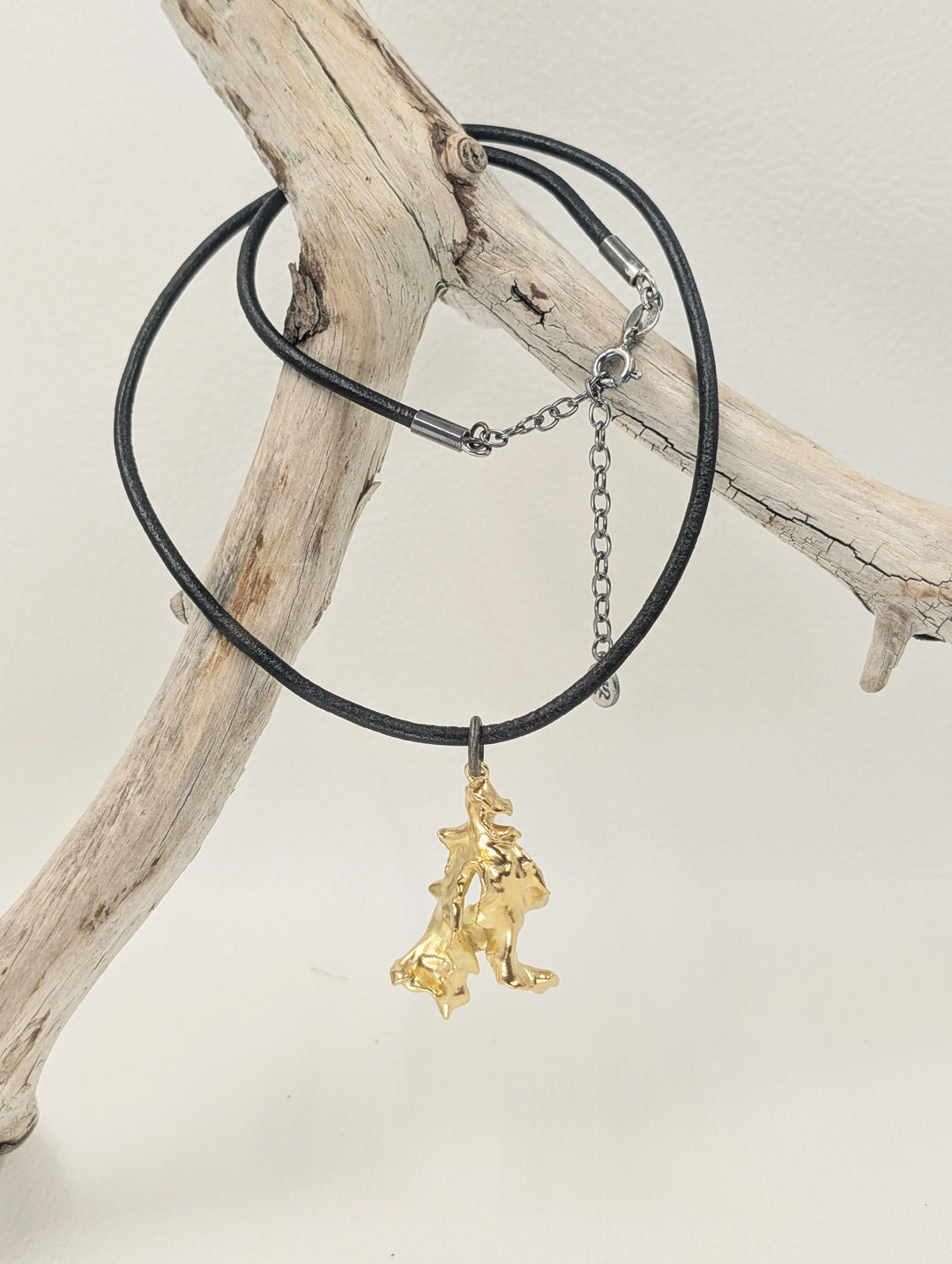 Algae Necklace