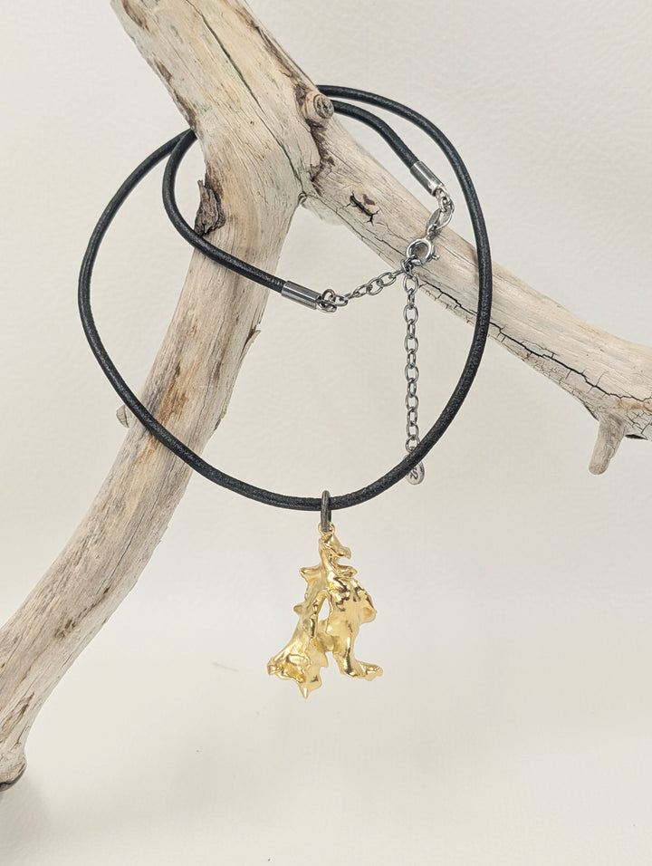 Algae Necklace