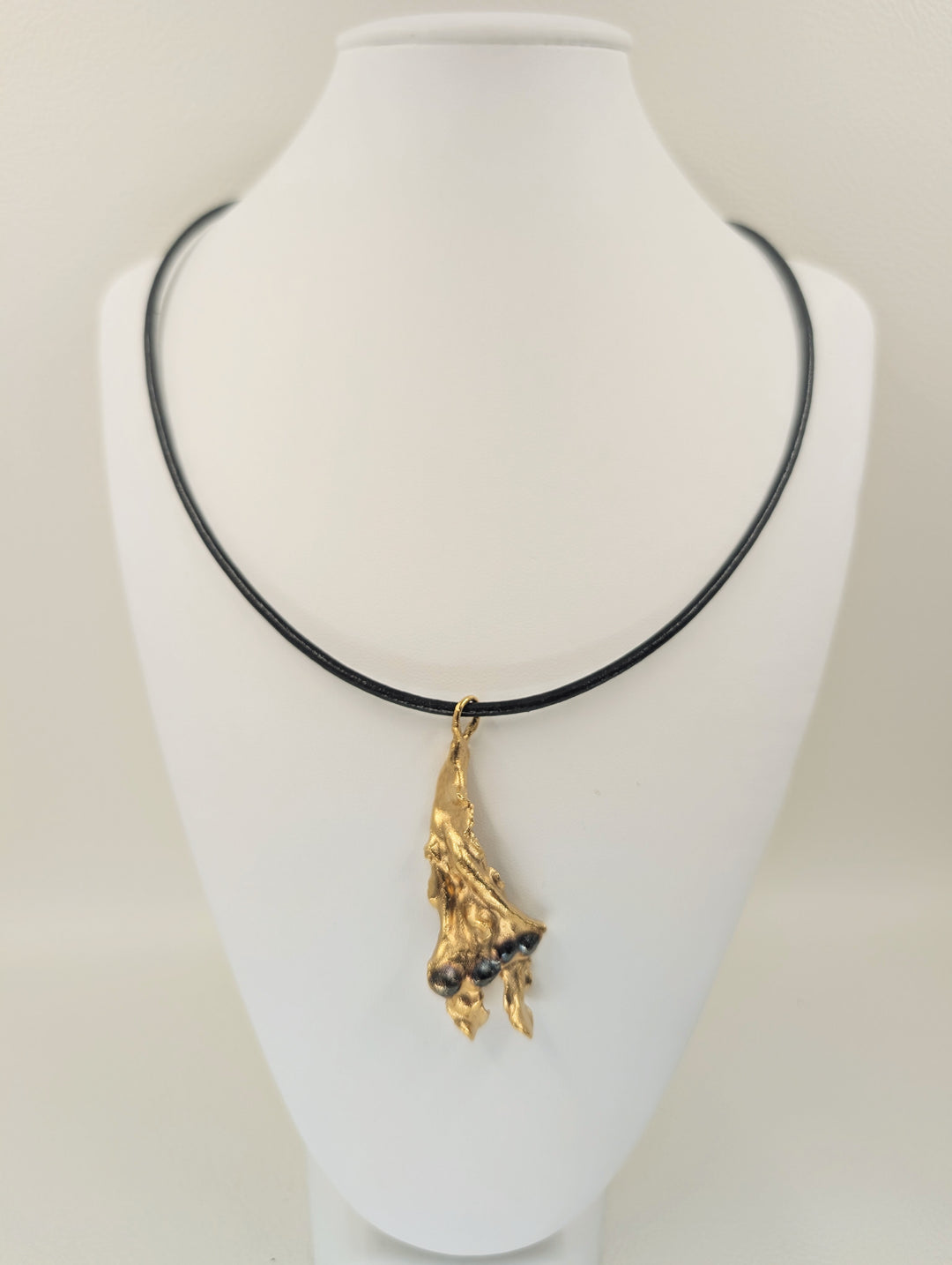 Algae Necklace