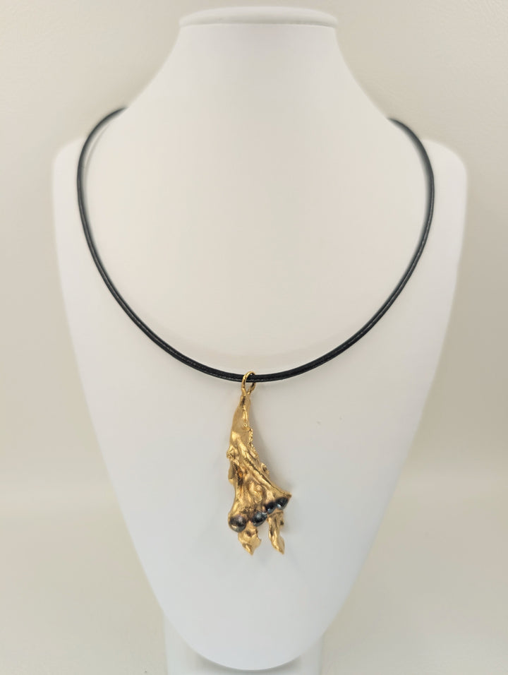 Algae Necklace