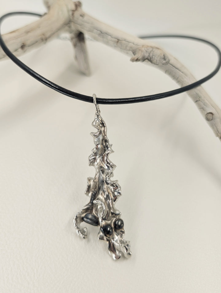 Algae Necklace