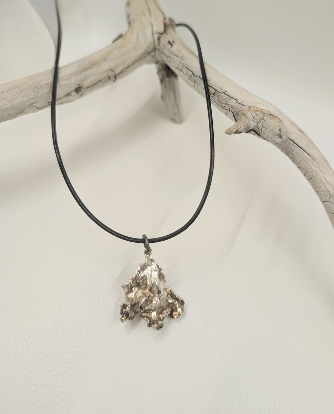 Algae Necklace
