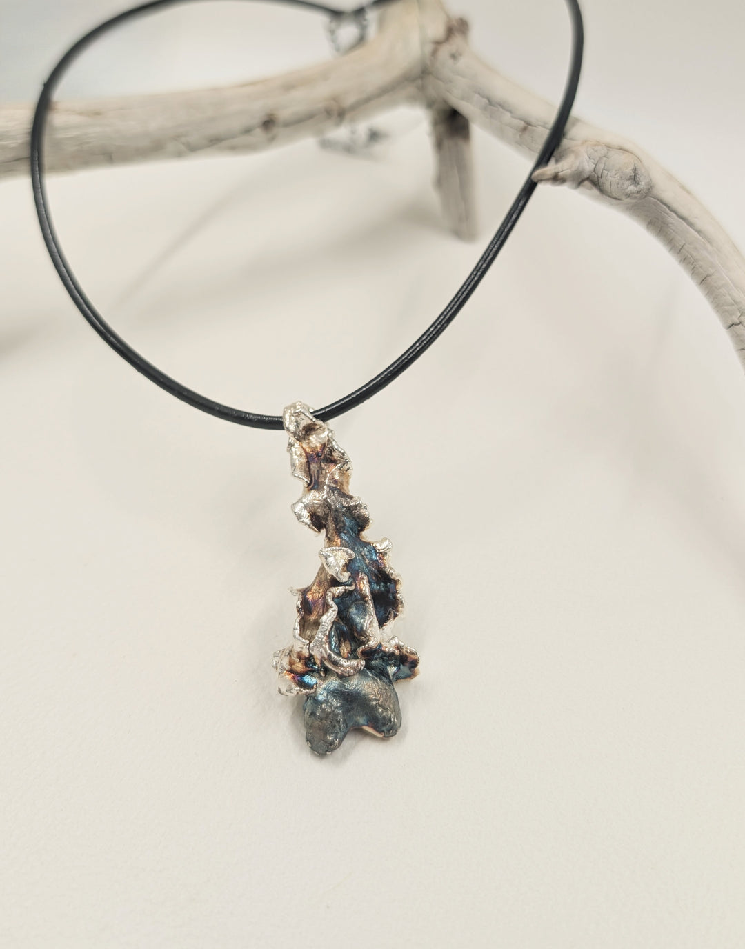 Algae Necklace
