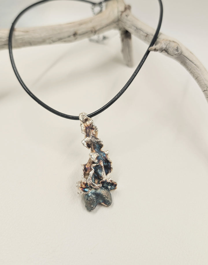 Algae Necklace