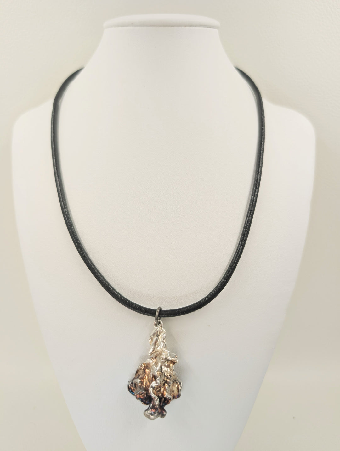 Algae Necklace
