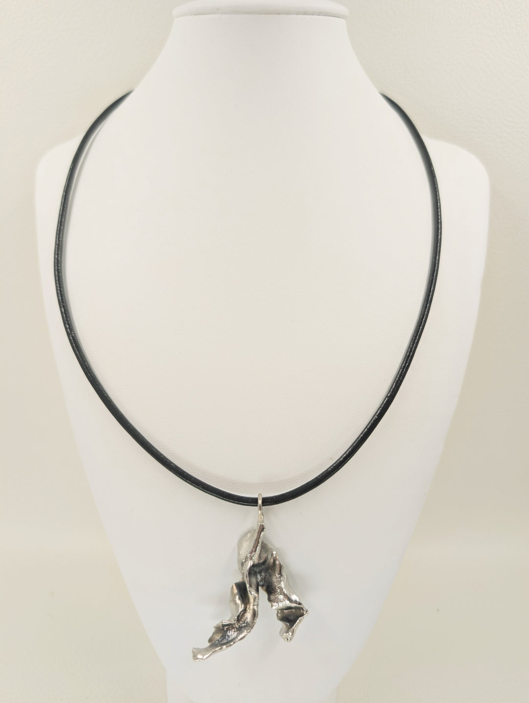 Algae Necklace
