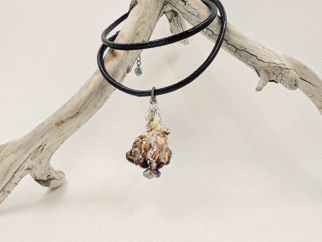 Algae Necklace