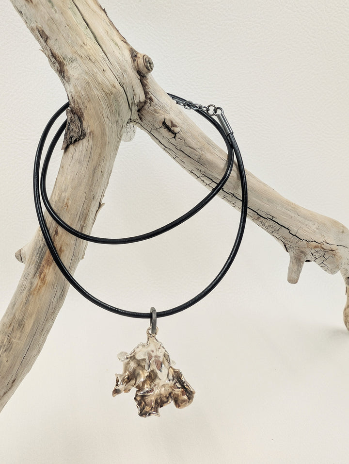 Algae Necklace
