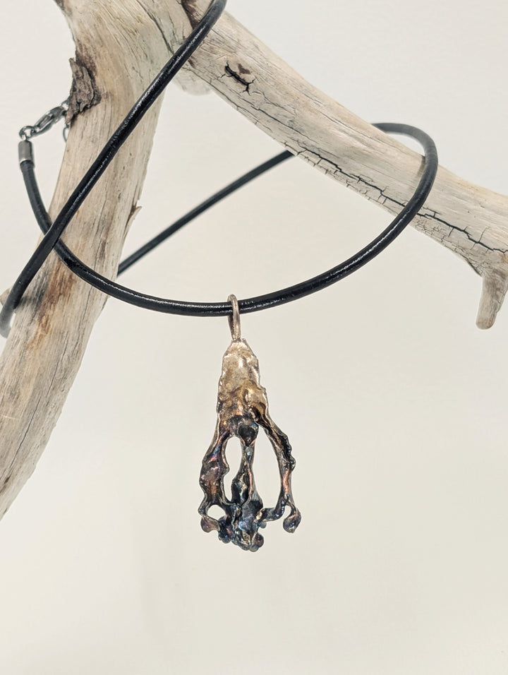 Algae Necklace