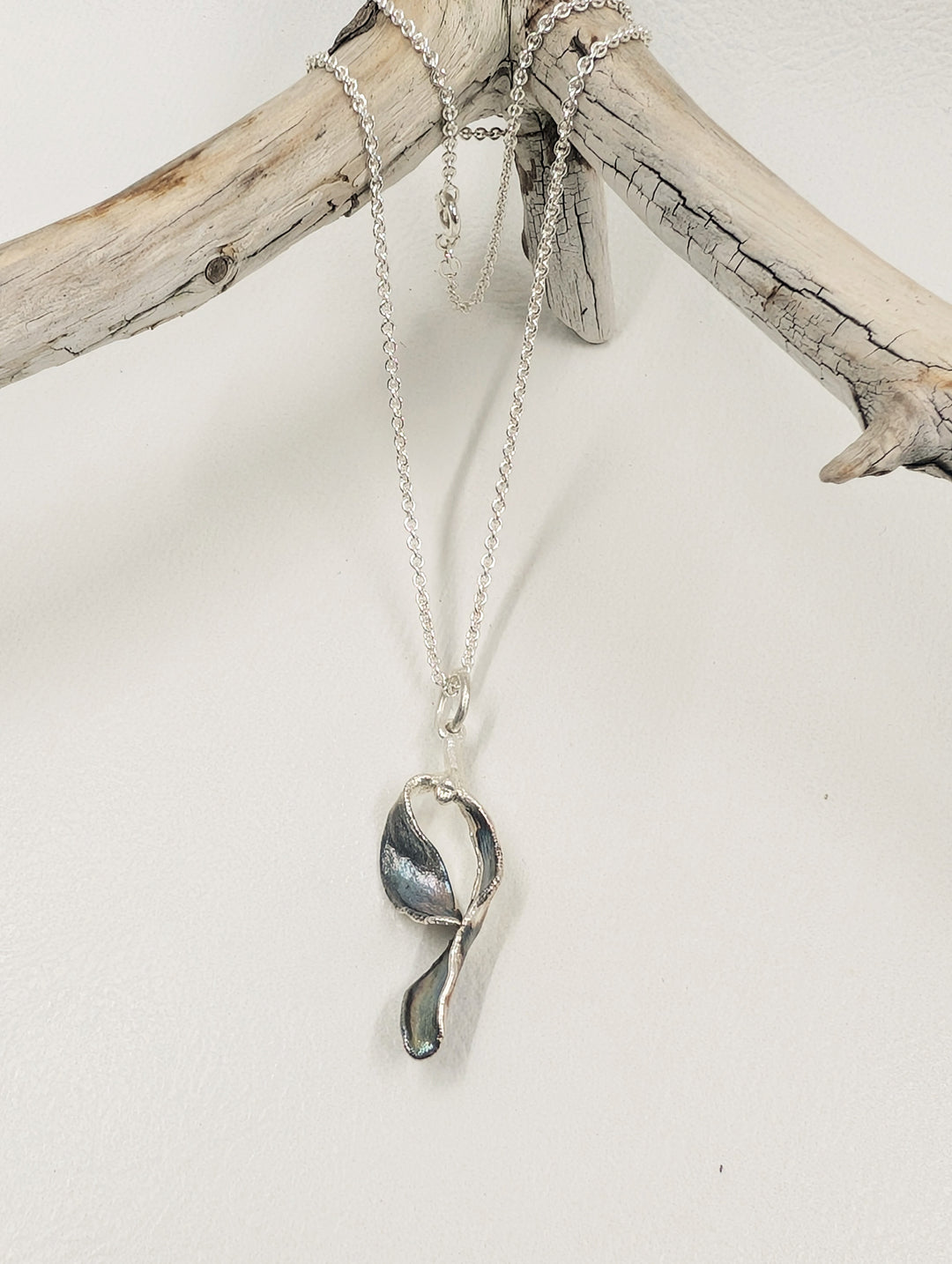 Mistletoe Leaf Necklace