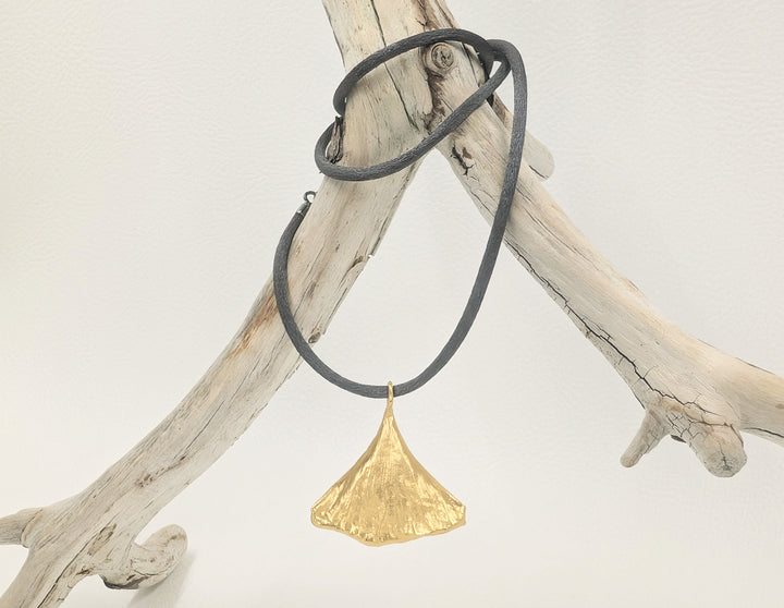 Gingo Leaf Necklace